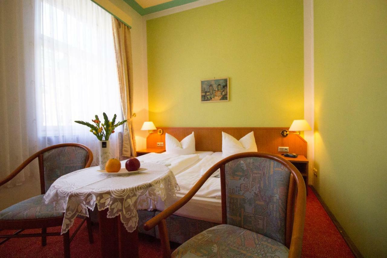 Hotel Central Bad Elster Extérieur photo