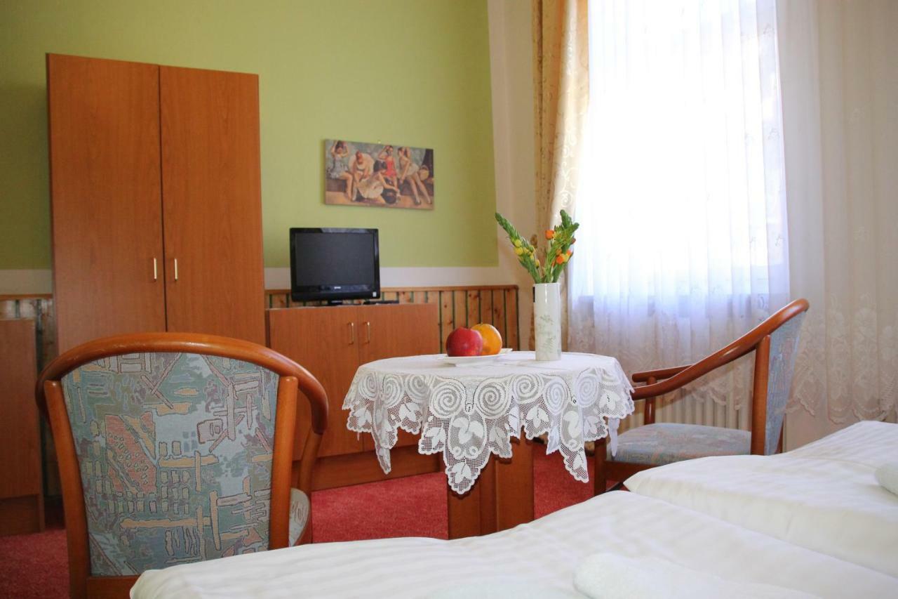 Hotel Central Bad Elster Extérieur photo